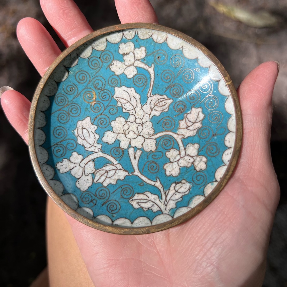 Beauty! Vintage Blue Cloisonne Floral Ring Dish Teabag dish any use.